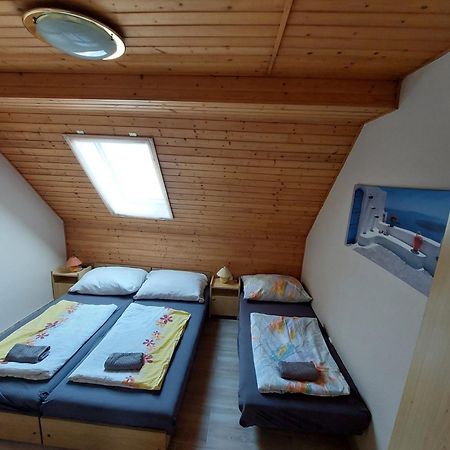 Panna Apartmanhaz Balatonlelle Exterior photo