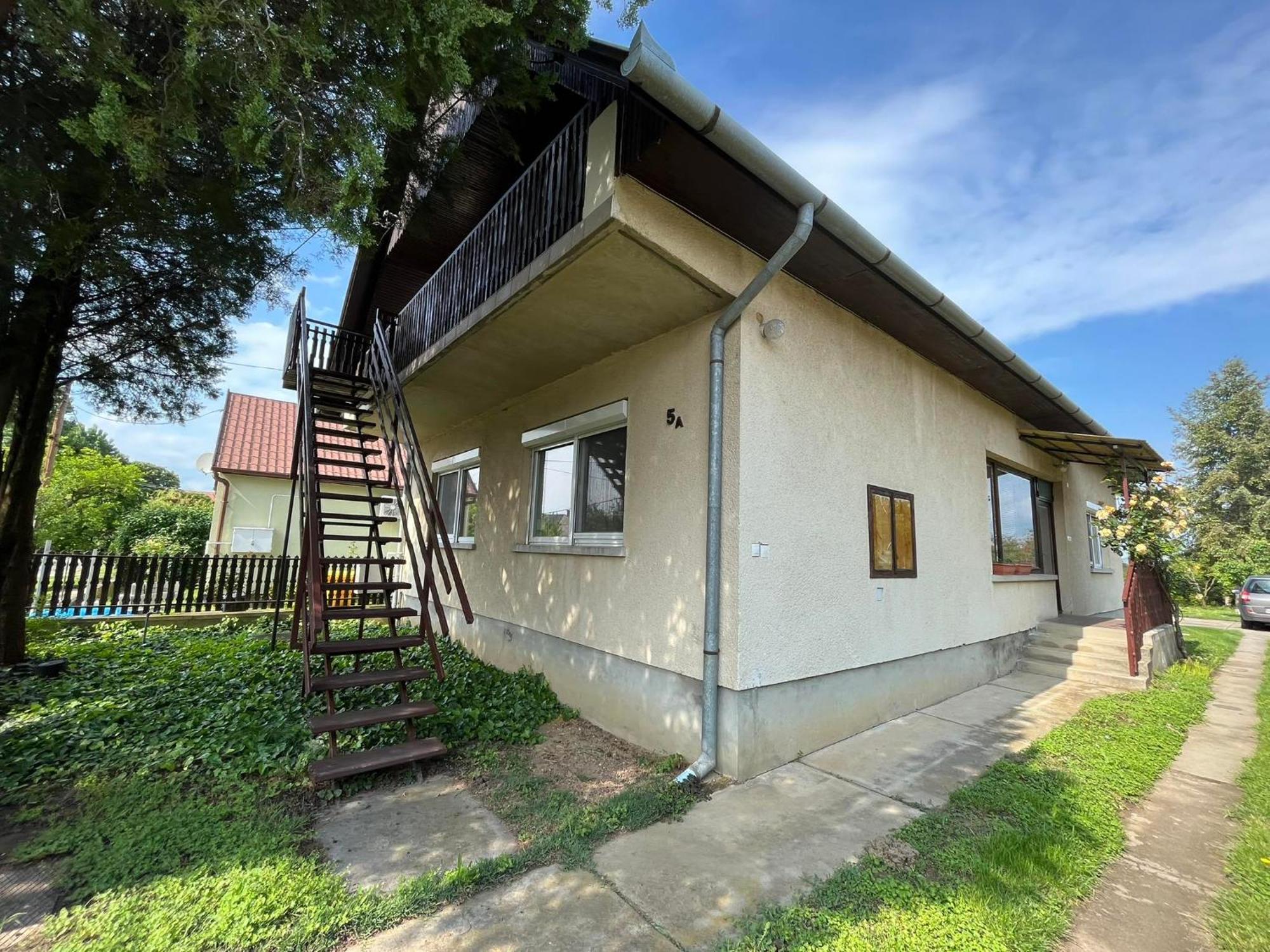 Panna Apartmanhaz Balatonlelle Exterior photo